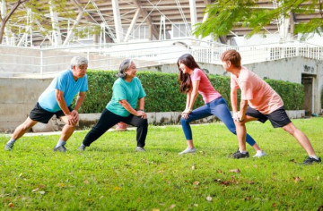 storage//articles/thumb/6-gerakan-stretching-simpel-sebelum-jogging-bareng-keluarga-1786439644.jpg